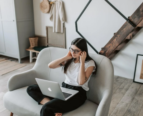 A person using VoIP technology